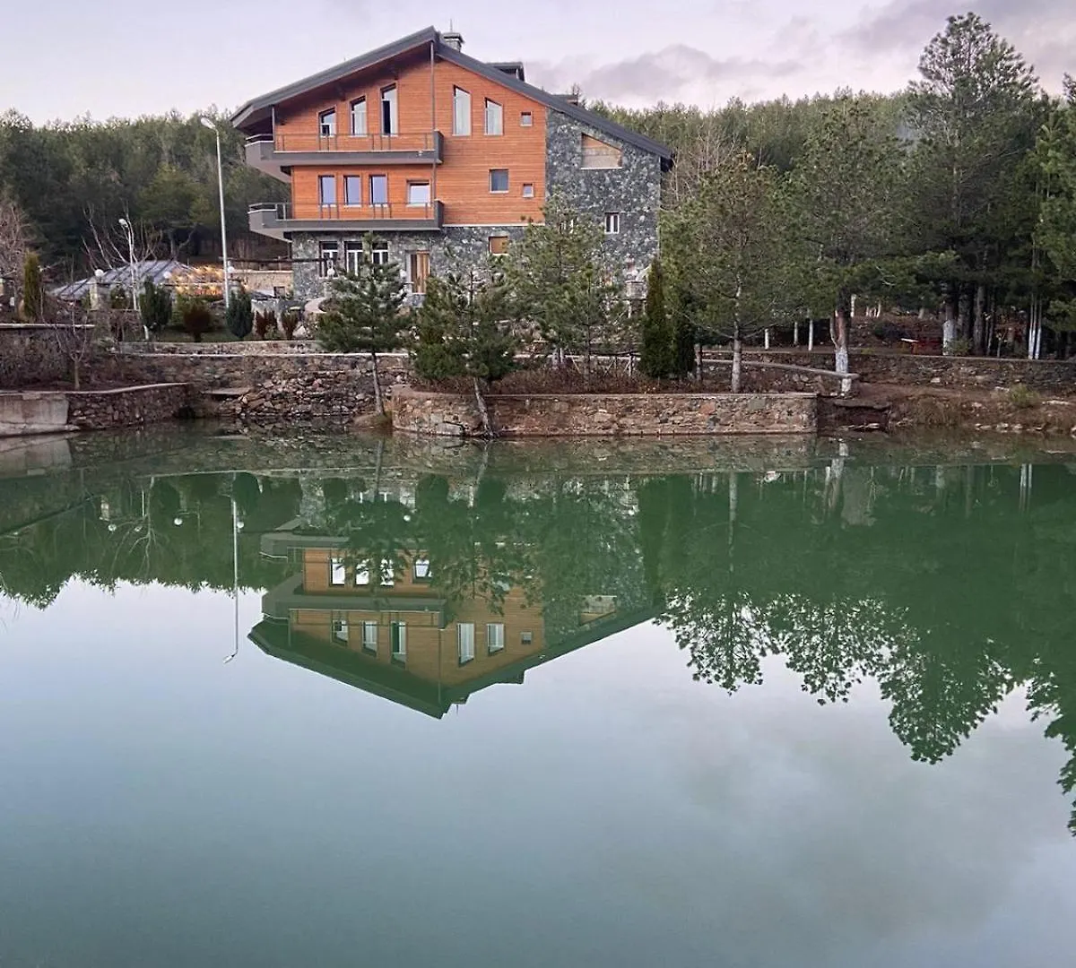 ****  Hotel La Montagna Korce Albania