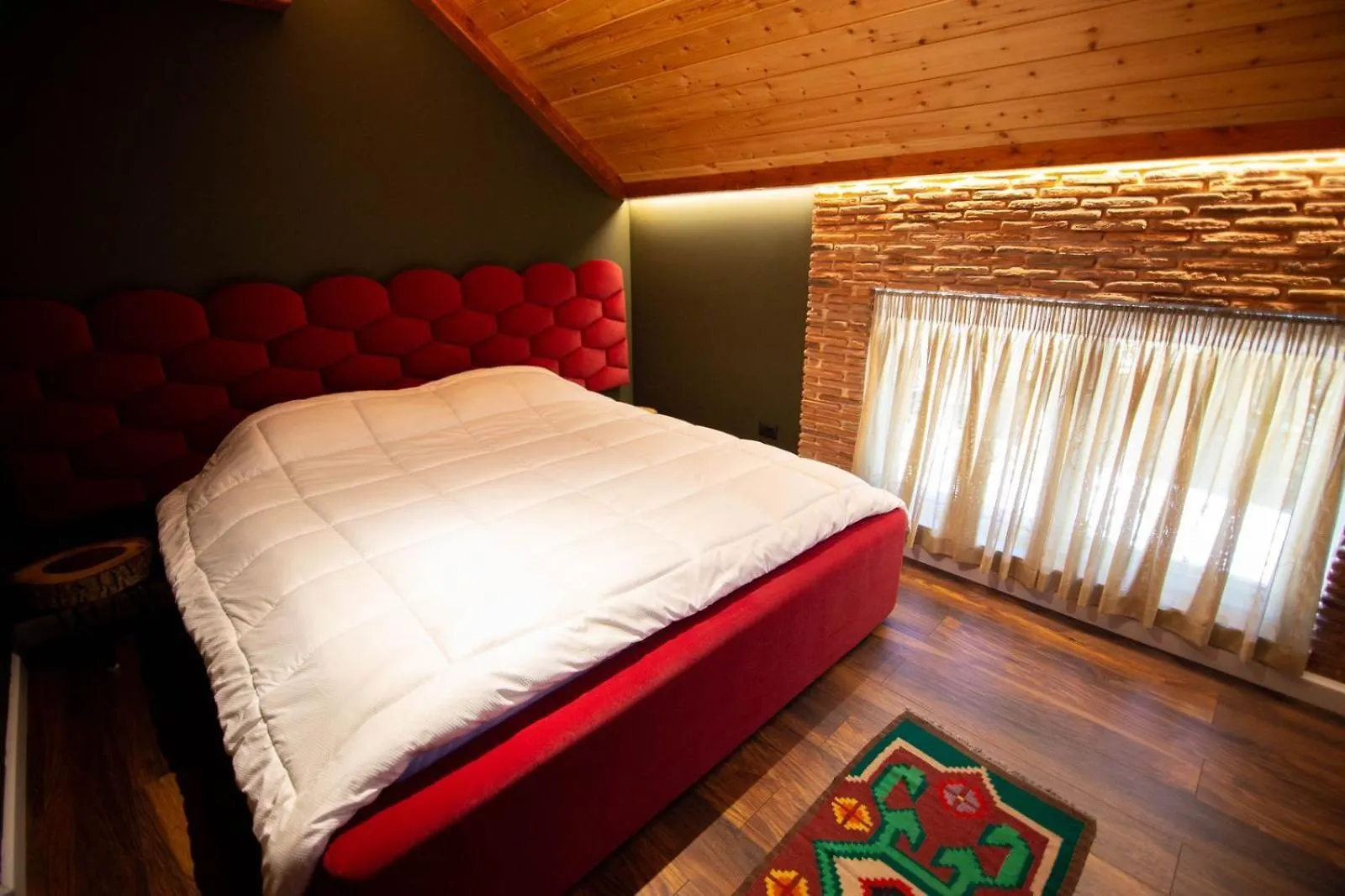 ****  Hotel La Montagna Korce Albania