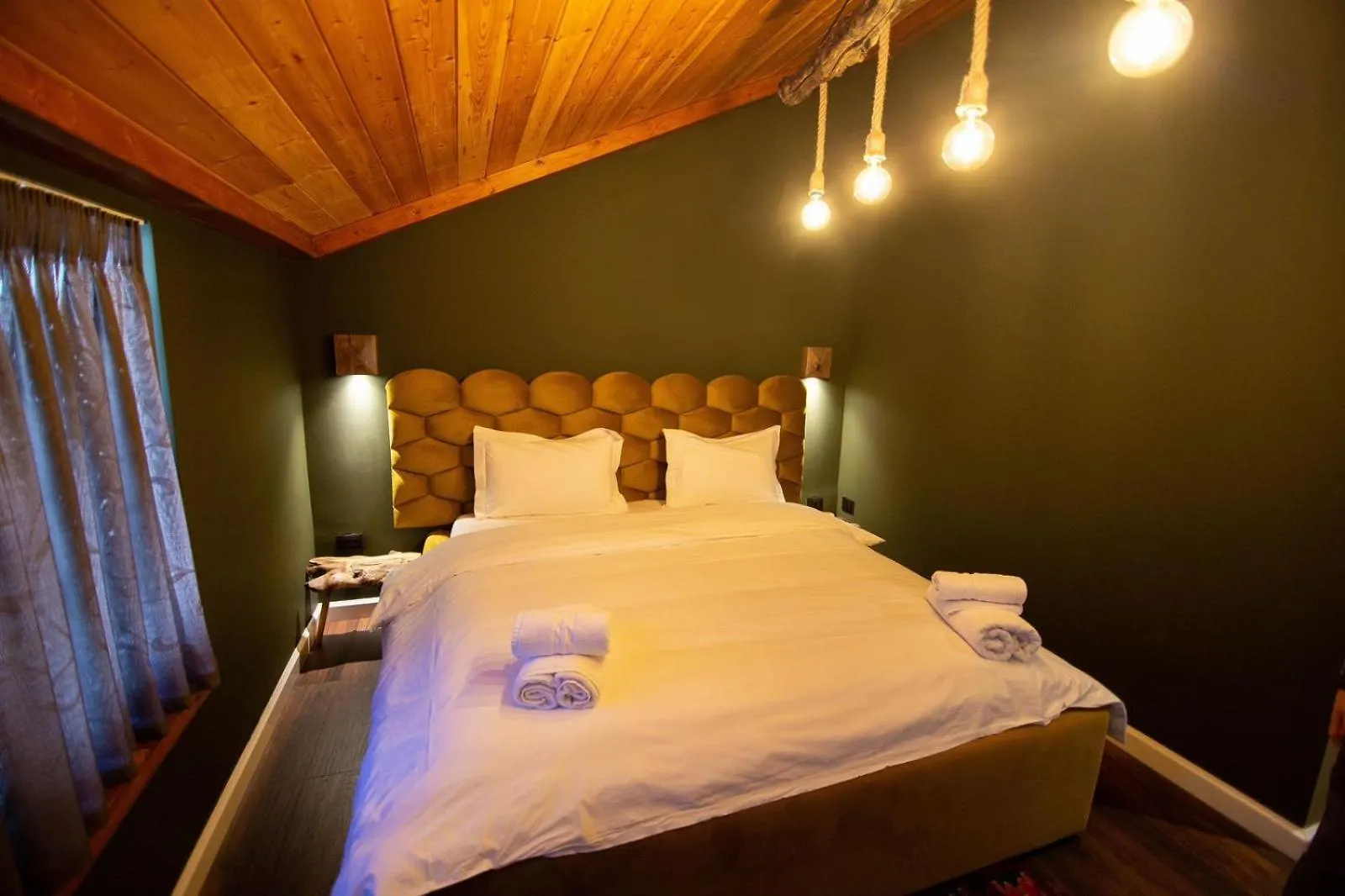 Hotel La Montagna Korce