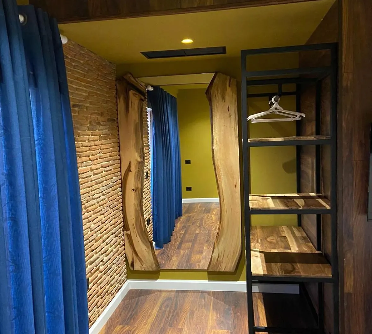 ****  Hotel La Montagna Korce Albania
